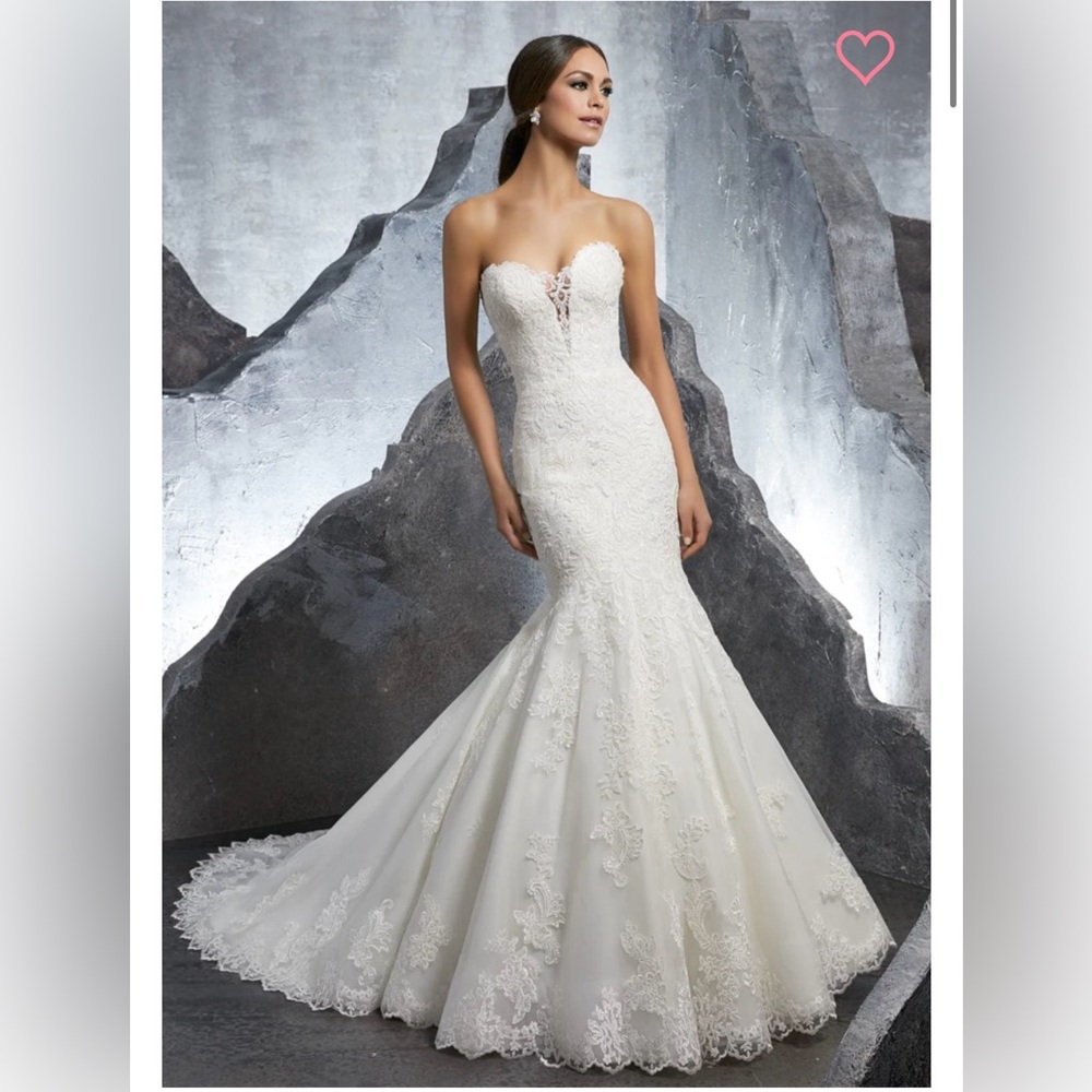 Mori Lee Kaitlyn 5607 wedding dress size 8 in color ivory